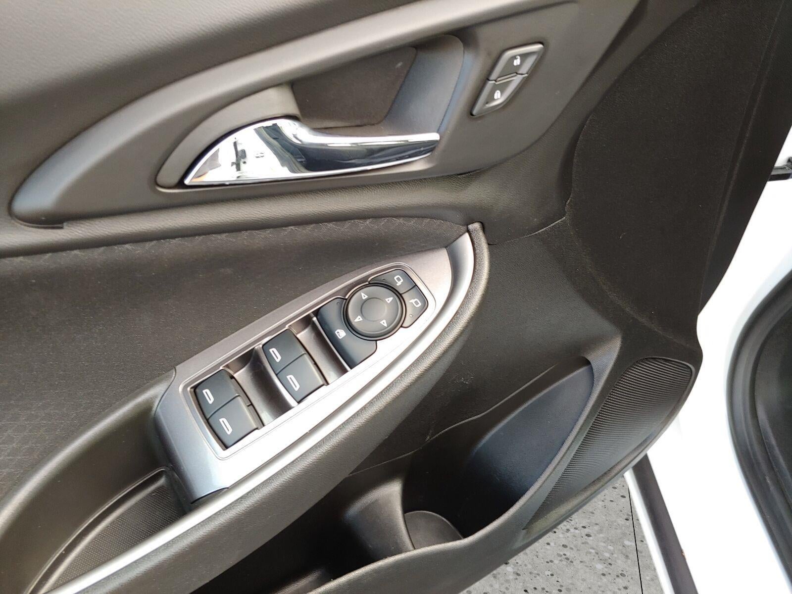 2023 Chevrolet Malibu FL