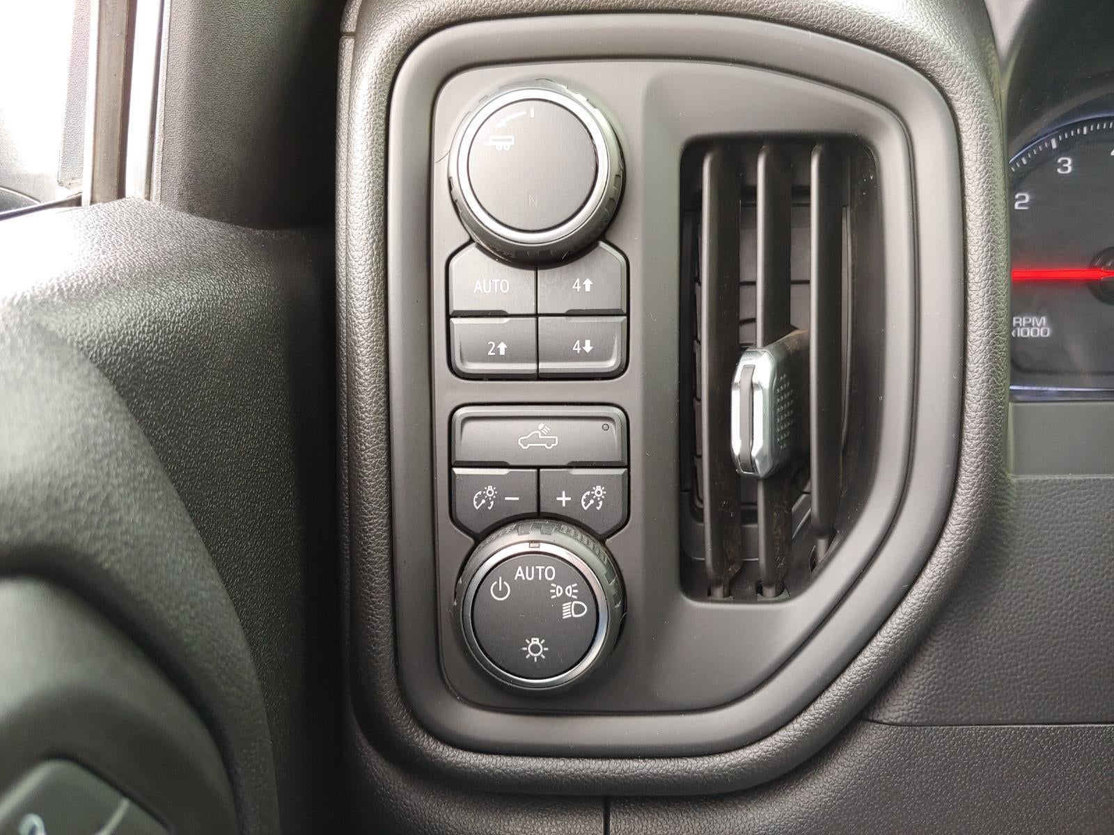 2020 Chevrolet Silverado 1500 Custom Trail Boss