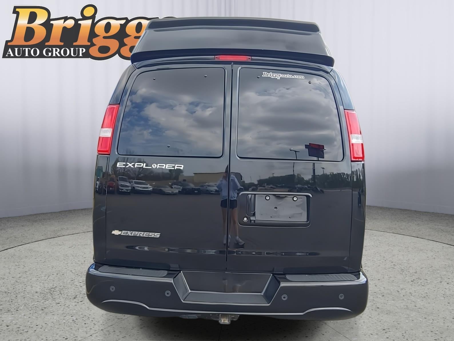 2021 Chevrolet Express Cargo 2500 WT