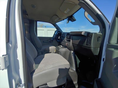 2025 Chevrolet Express Cargo WT