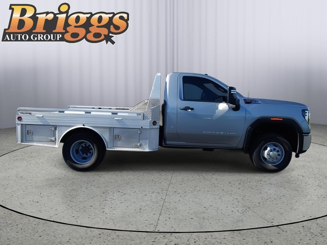 2026 GMC Sierra 3500 HD Chassis Cab Pro