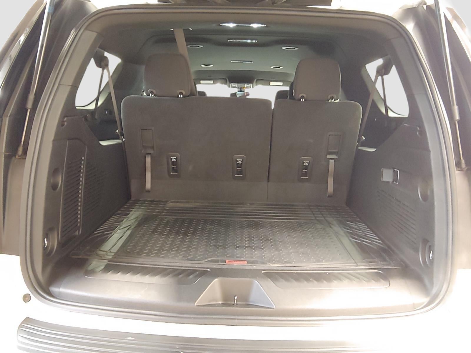 2022 GMC Yukon XL SLE