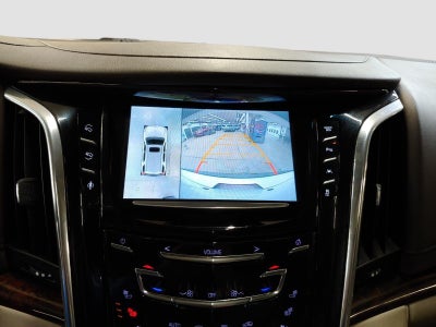 2016 Cadillac Escalade Luxury Collection