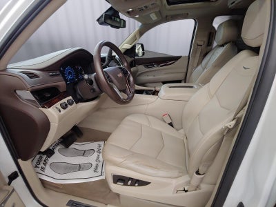 2016 Cadillac Escalade Luxury Collection