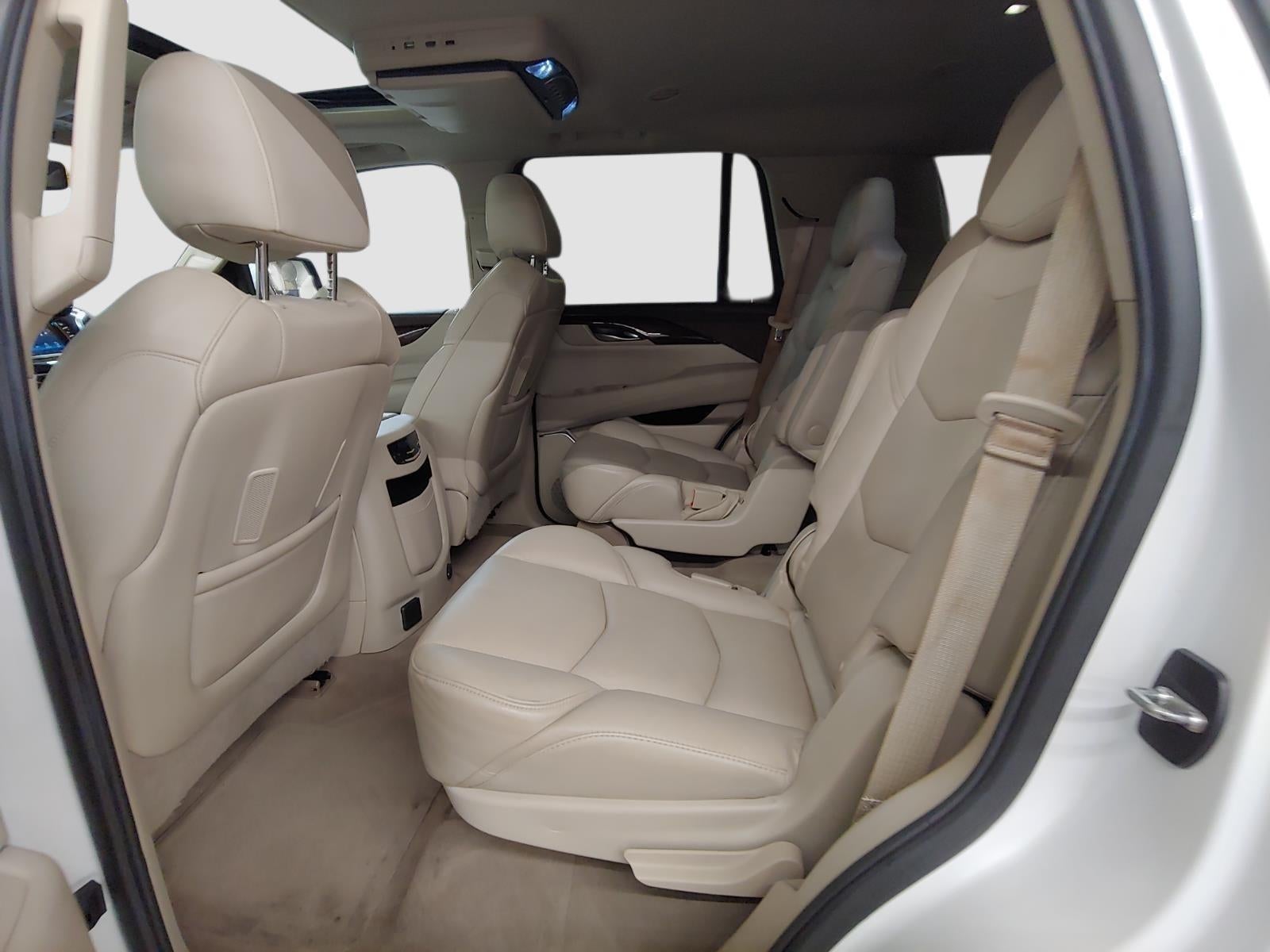 2016 Cadillac Escalade Luxury Collection