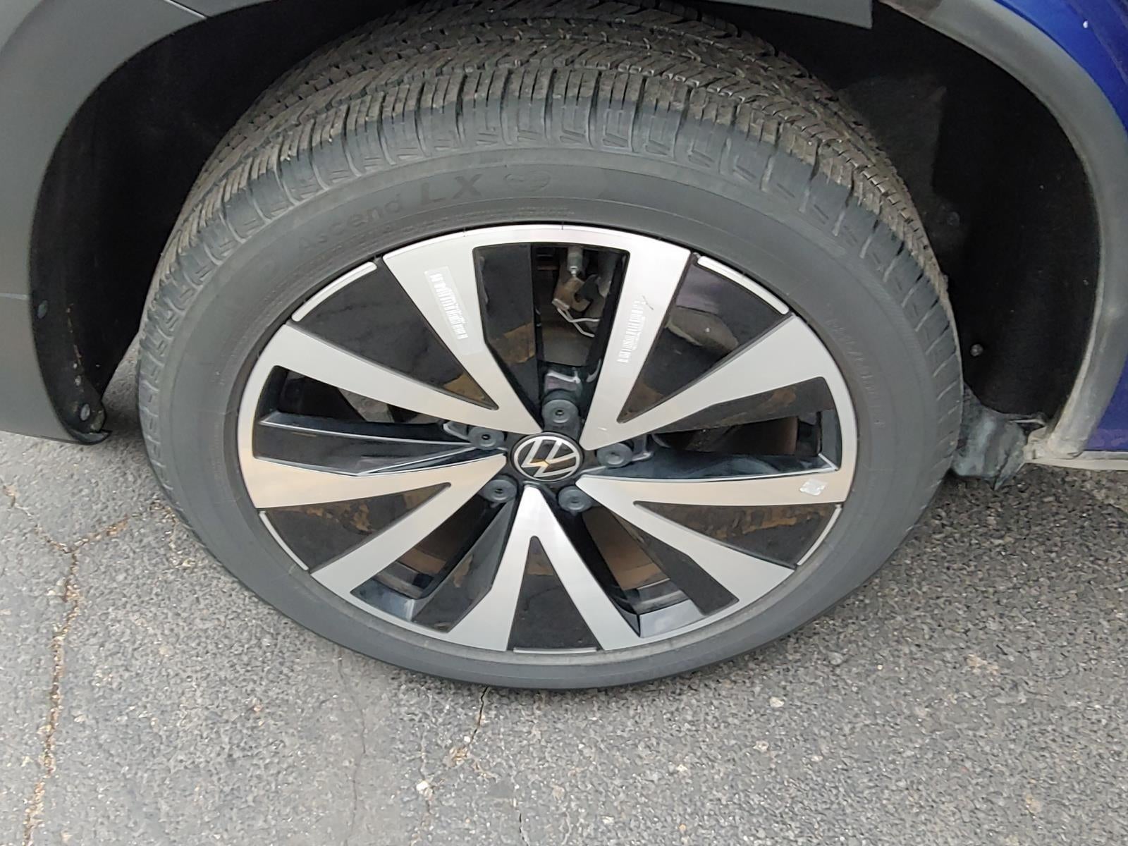 2023 Volkswagen Taos SE