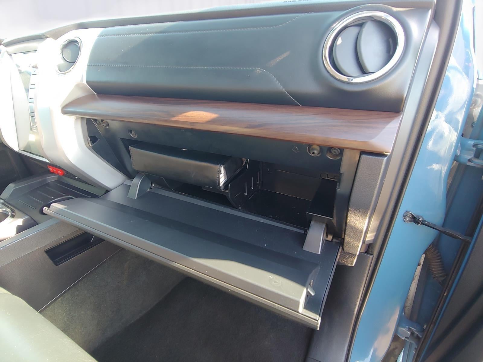 2018 Toyota Tundra 4WD SR5