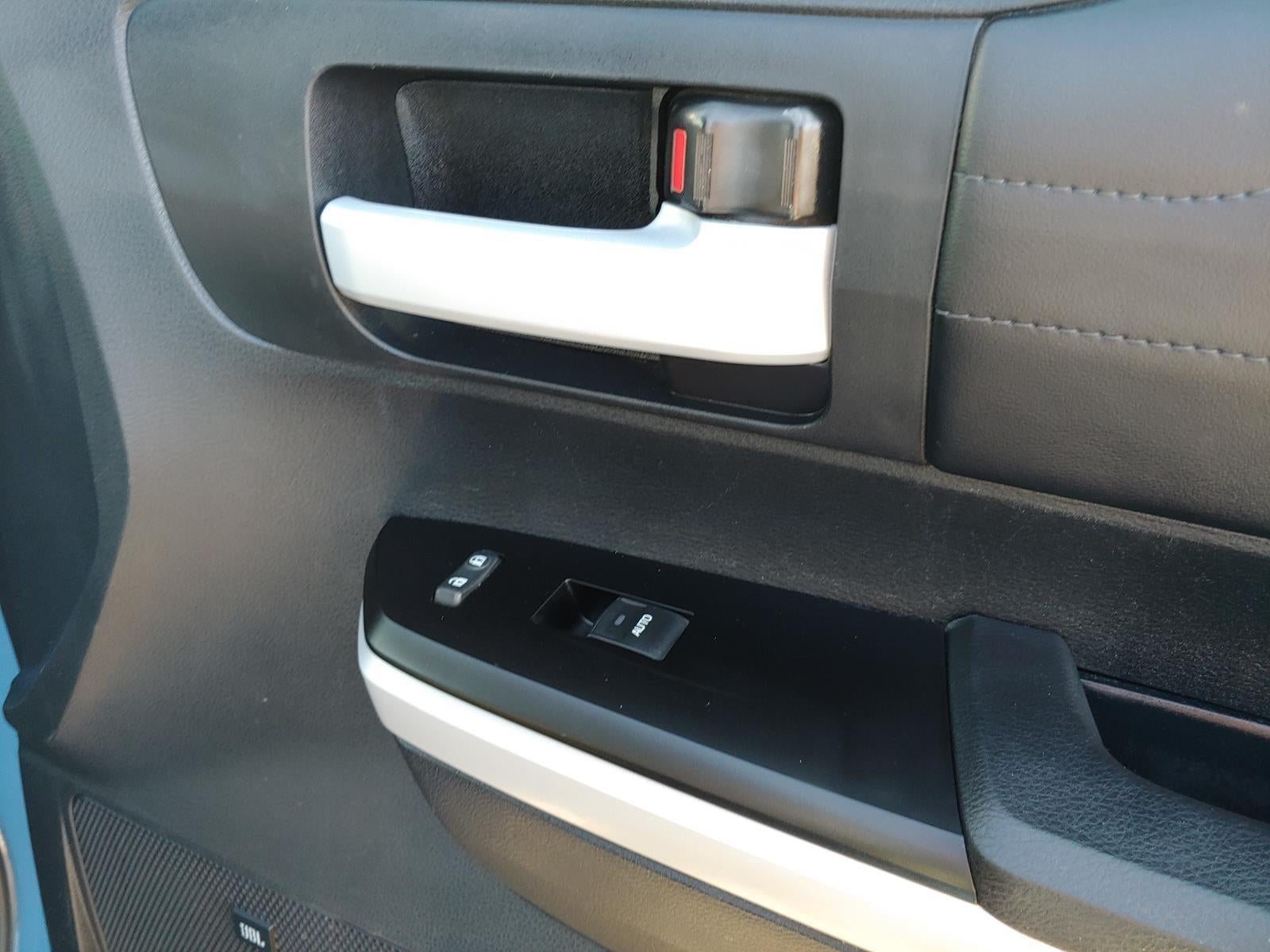 2018 Toyota Tundra 4WD SR5