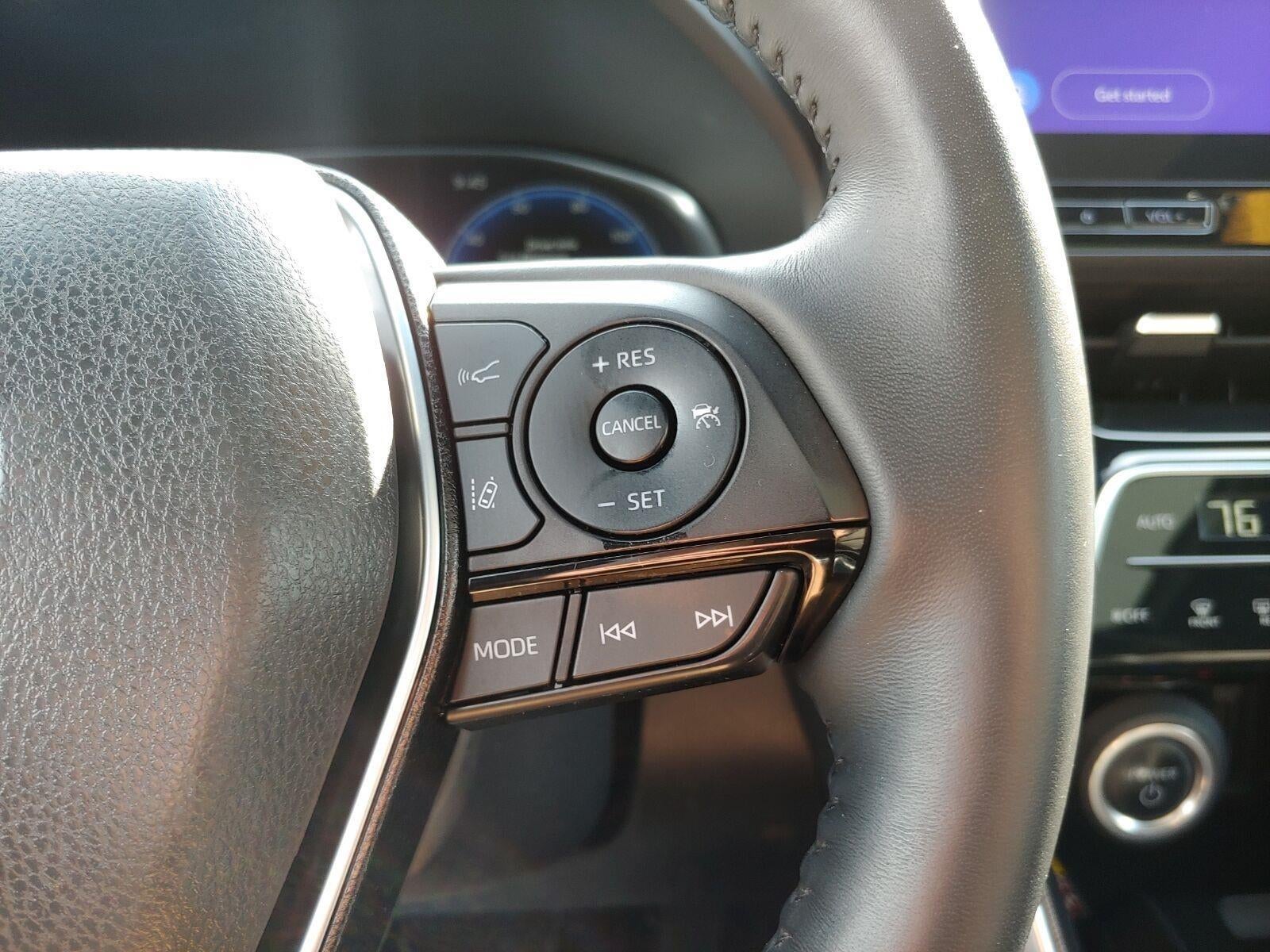 2024 Toyota Venza LE