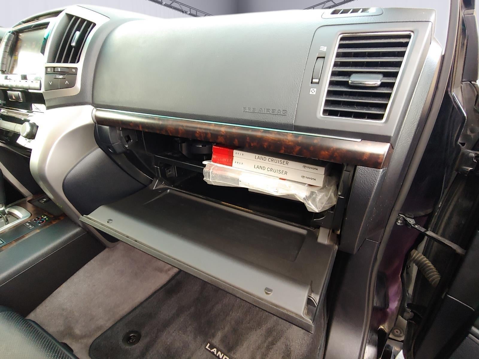 2013 Toyota Land Cruiser Base