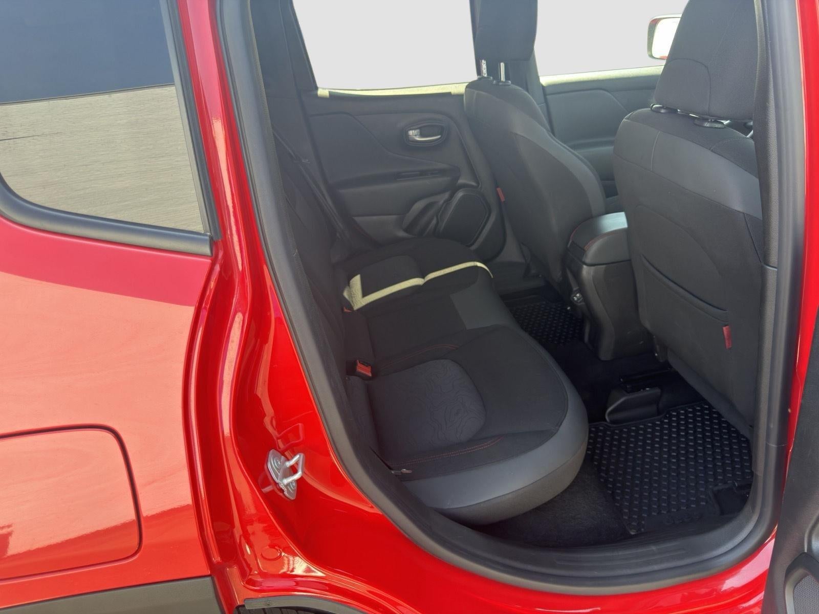 2023 Jeep Renegade Trailhawk