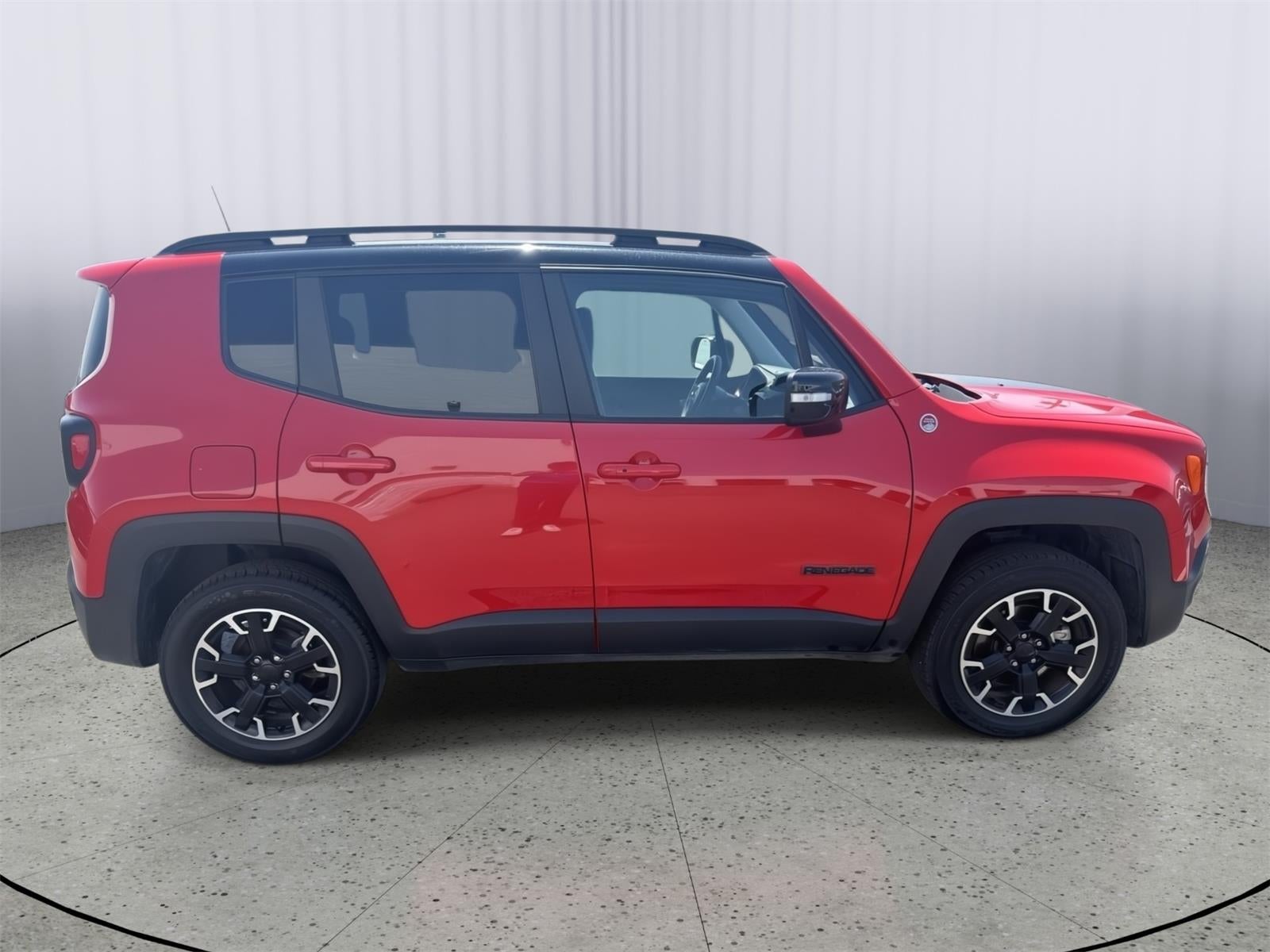 2023 Jeep Renegade Trailhawk