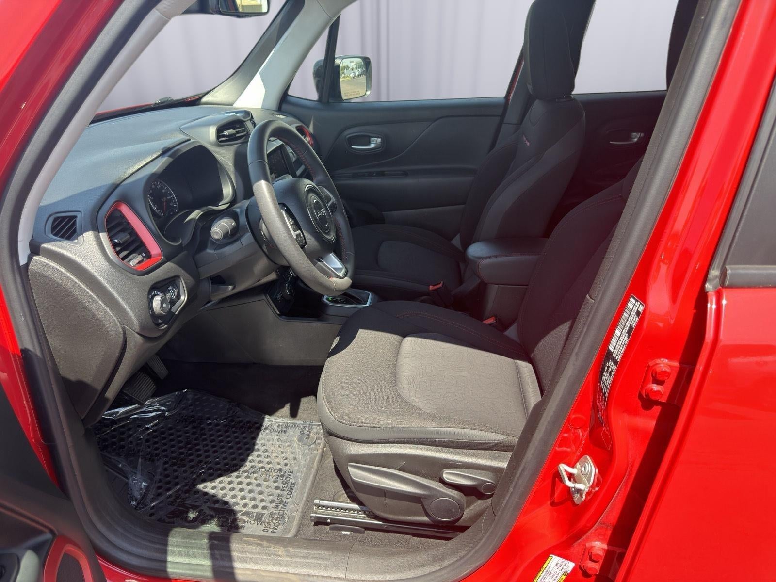 2023 Jeep Renegade Trailhawk
