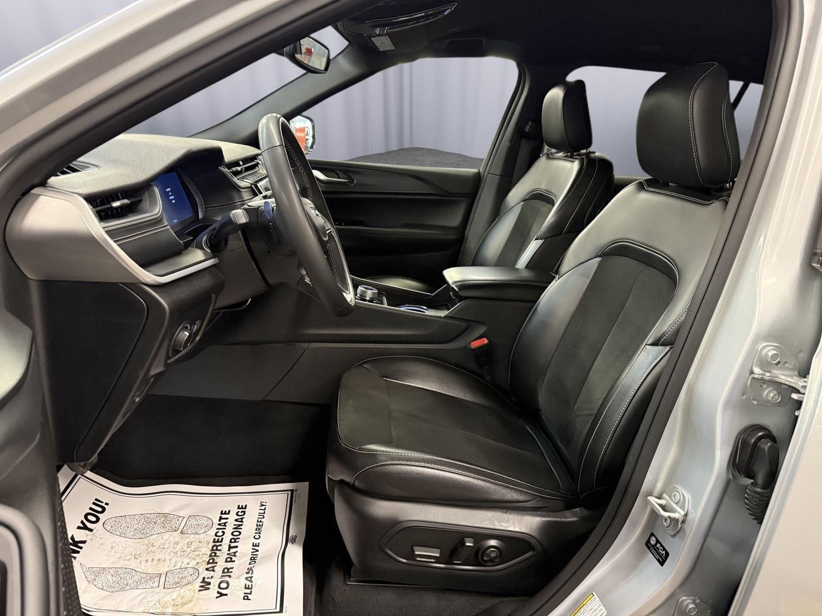 2024 Jeep Grand Cherokee L Altitude 4x4