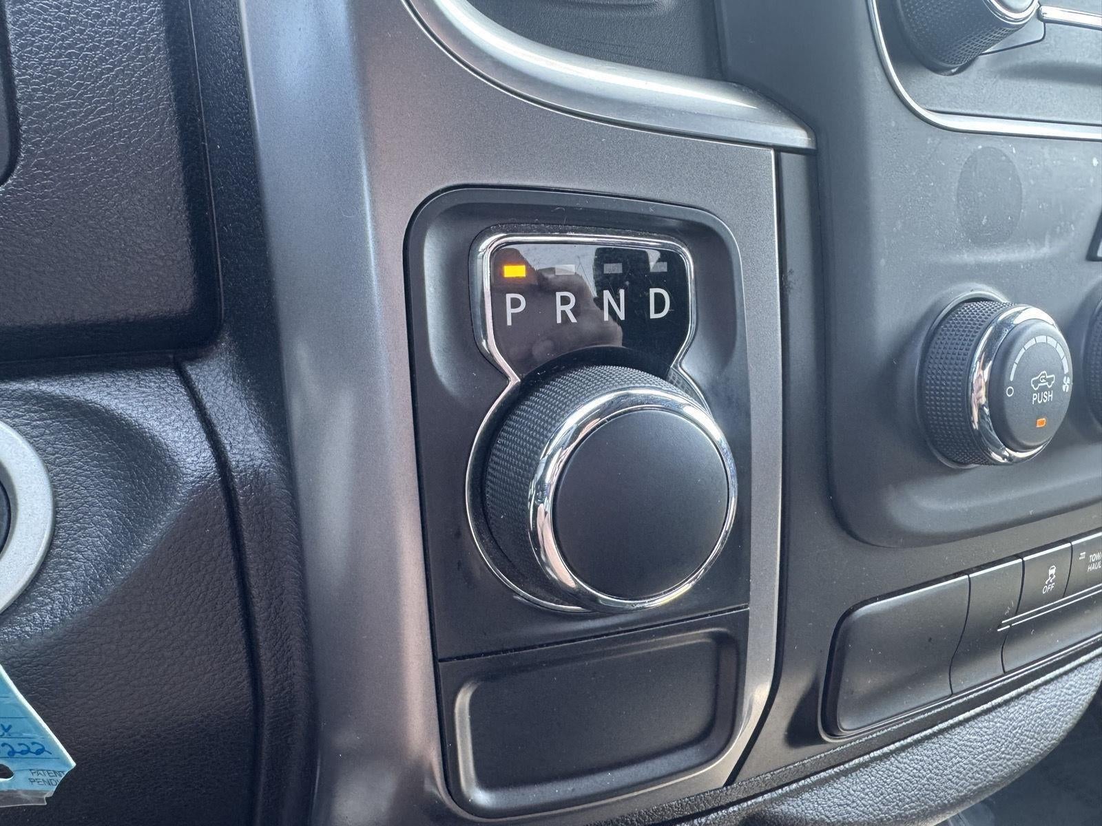 2024 RAM Ram 1500 Classic Warlock Crew Cab 4x2 5'7' Box