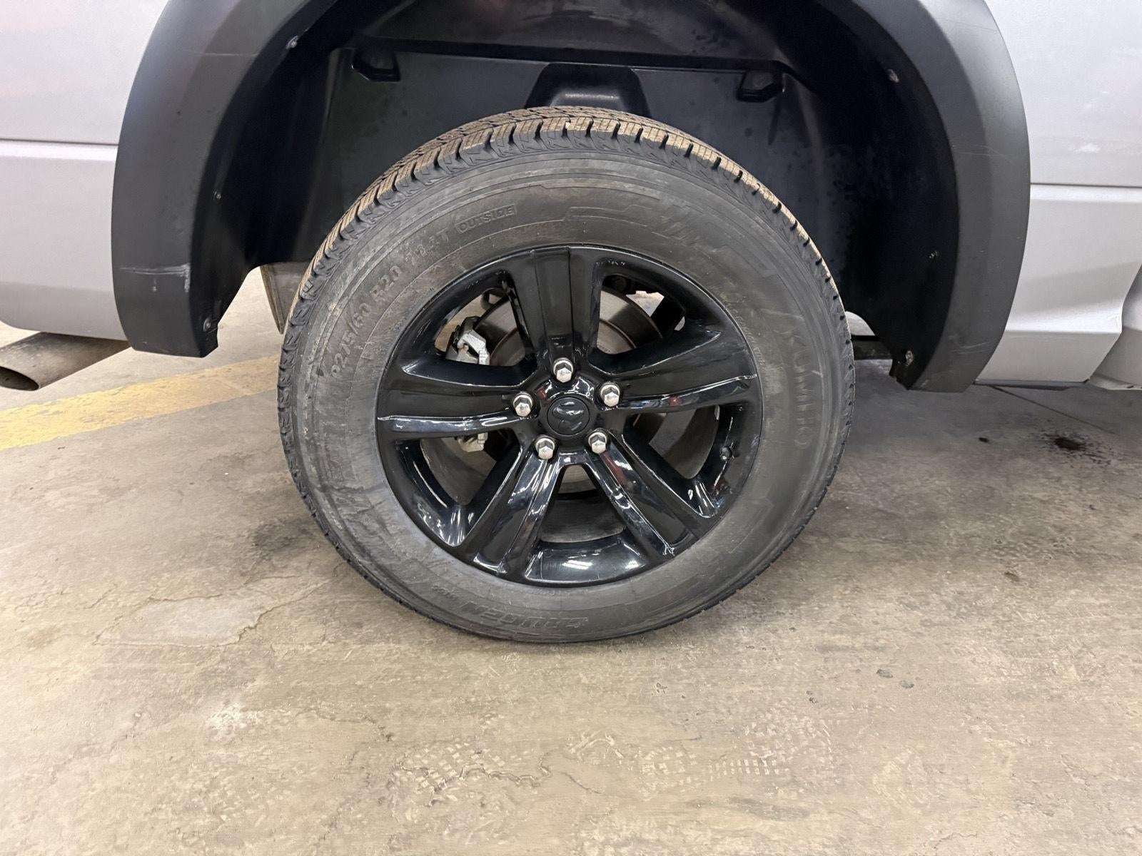 2024 RAM 1500 Classic Warlock Crew Cab 4x4 5'7' Box