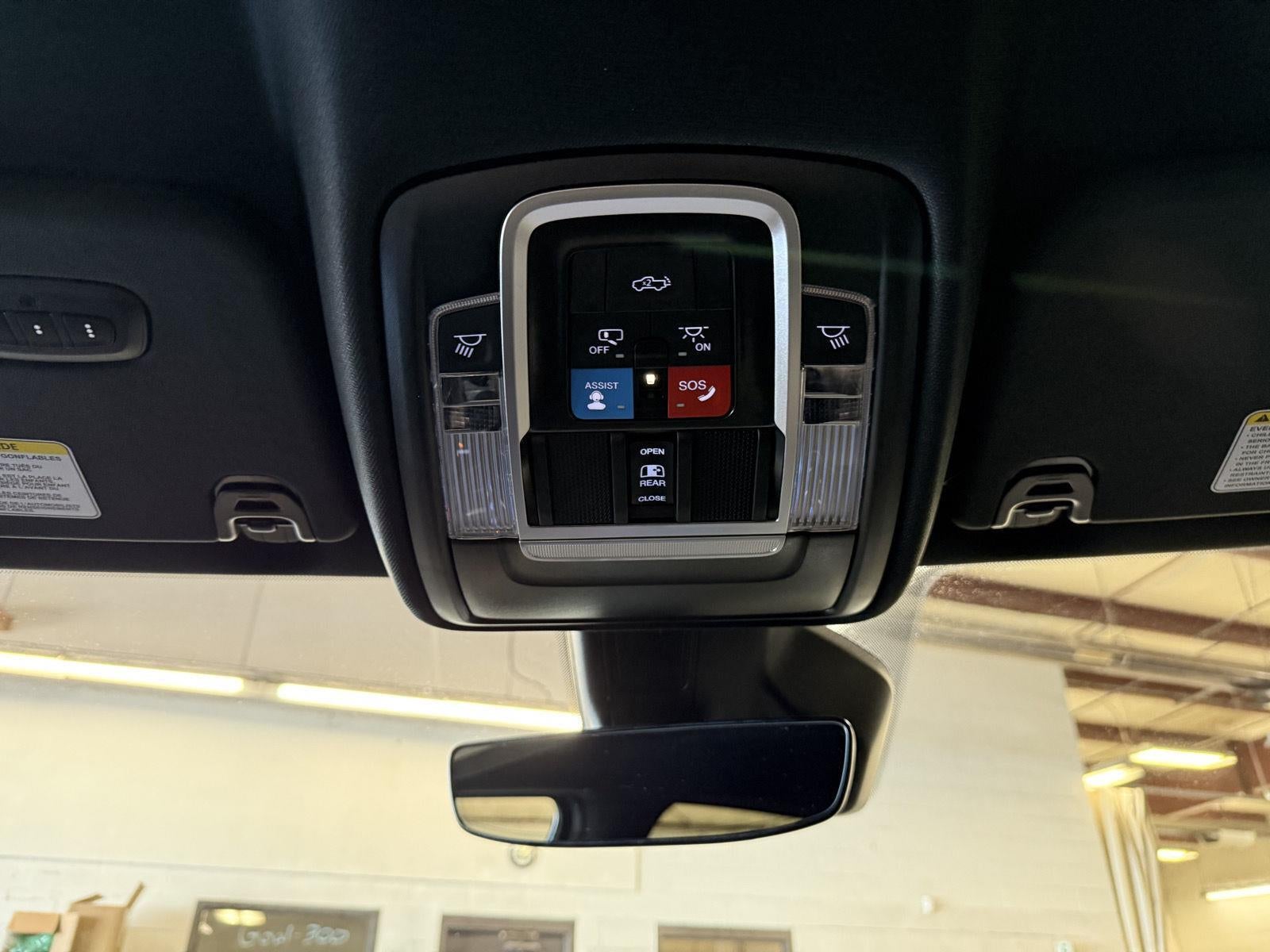 2025 RAM 1500 Big Horn Crew Cab 4x4 5'7' Box