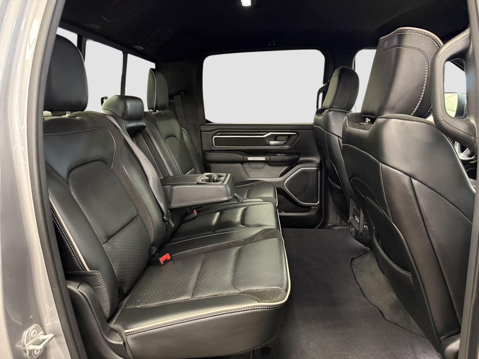 2023 RAM 1500 Laramie Crew Cab 4x4 5'7' Box