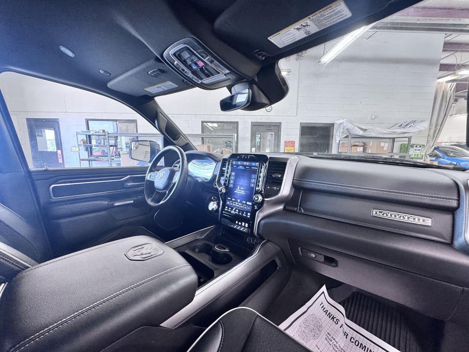 2023 RAM 1500 Laramie Crew Cab 4x4 5'7' Box