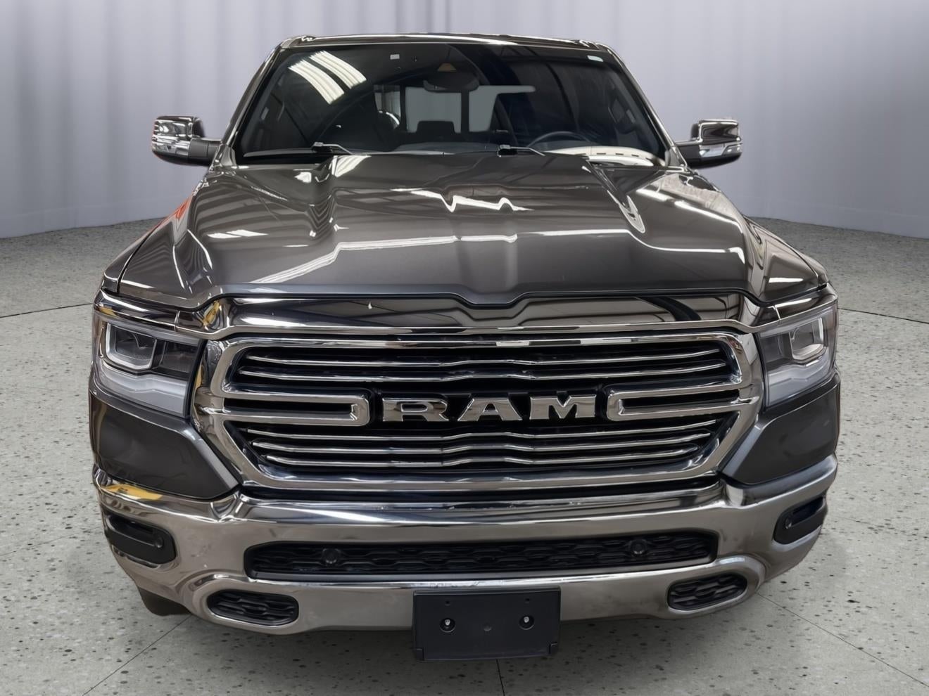 2023 RAM 1500 Laramie Crew Cab 4x4 5'7' Box