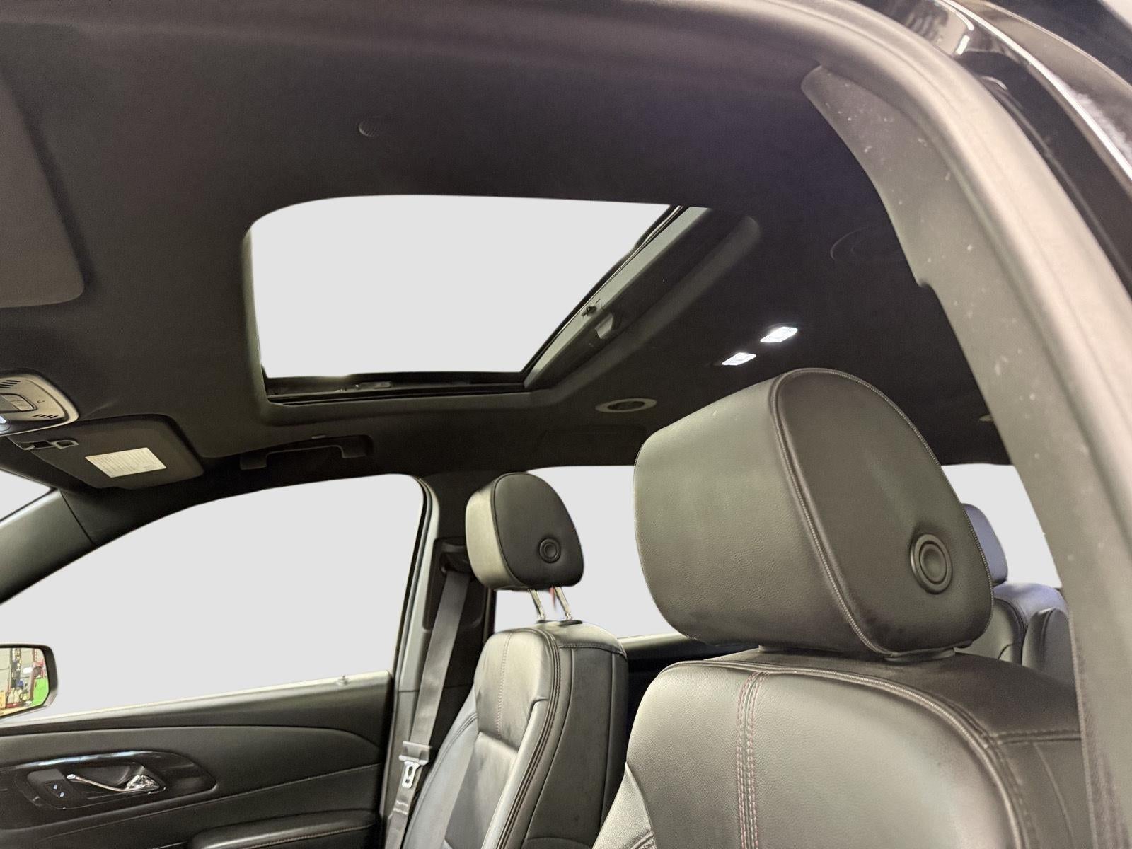 2023 Chevrolet Traverse AWD RS