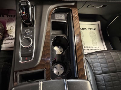 2022 Cadillac Escalade 4WD Sport Platinum