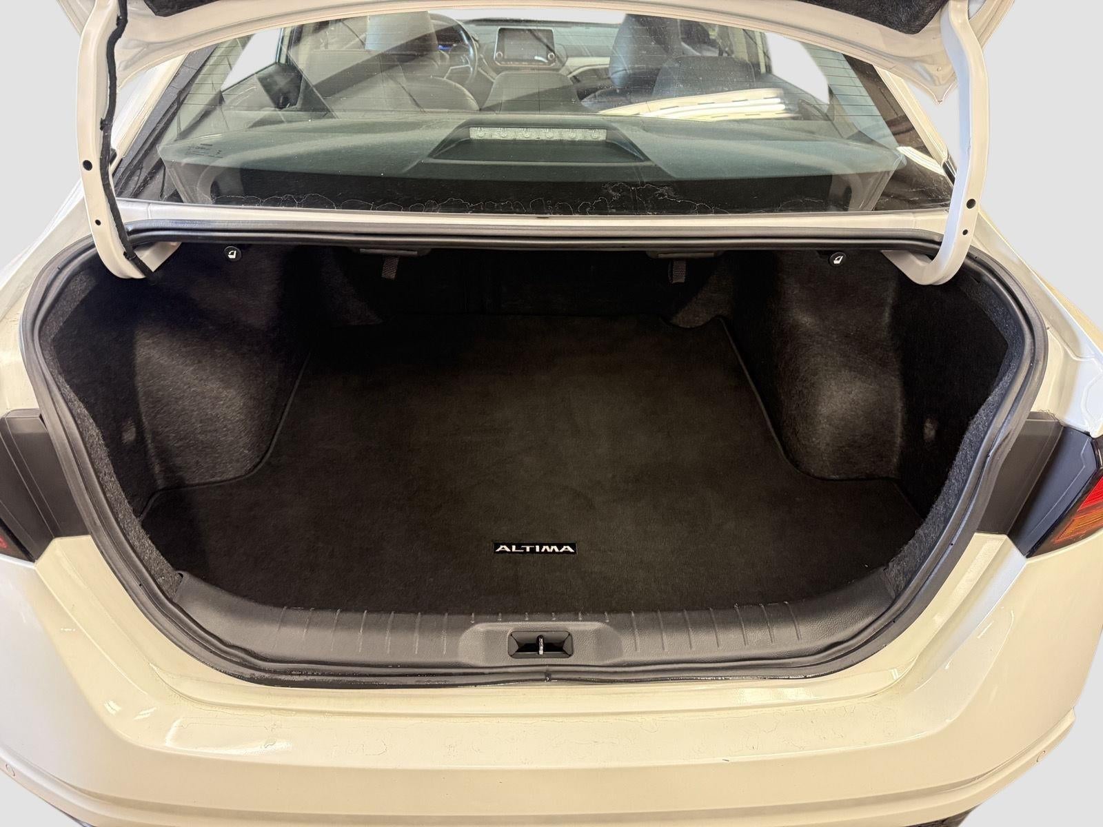 2024 Nissan Altima SR FWD