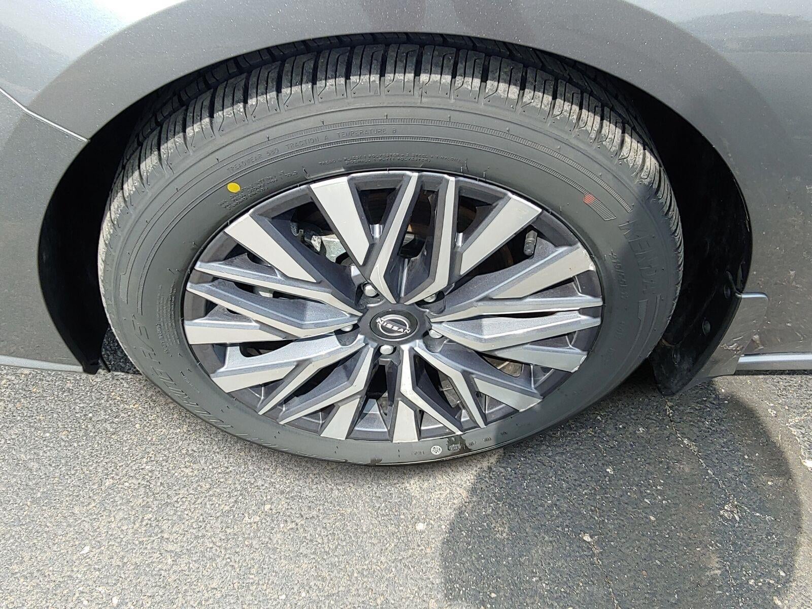 2023 Nissan Altima SV FWD