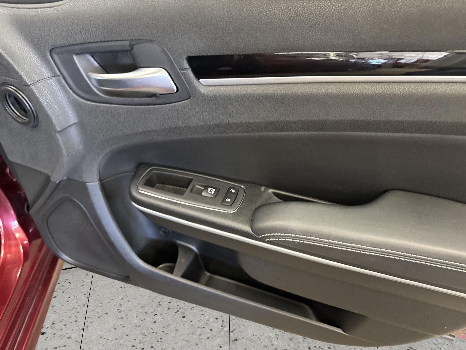 2023 Chrysler 300 300S