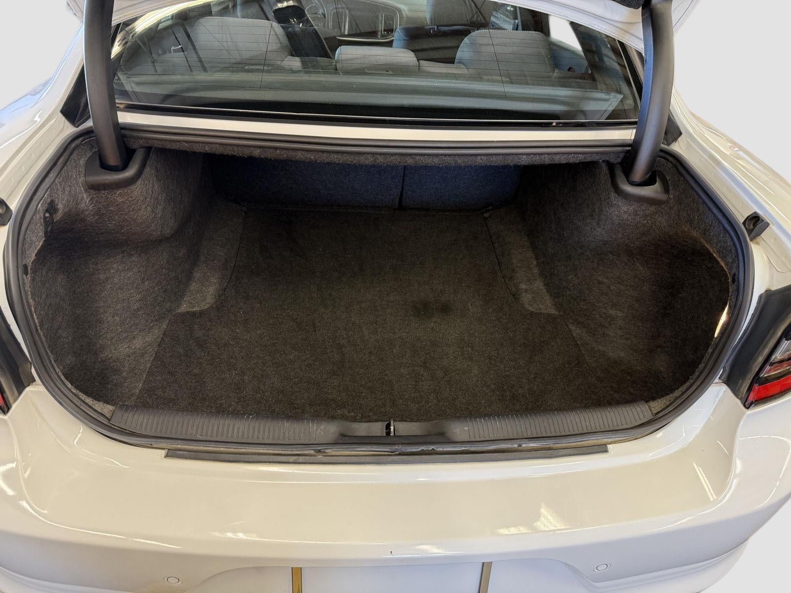 2020 Dodge Charger SXT RWD