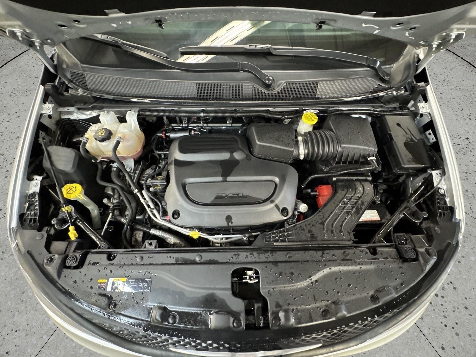 2023 Chrysler Voyager LX