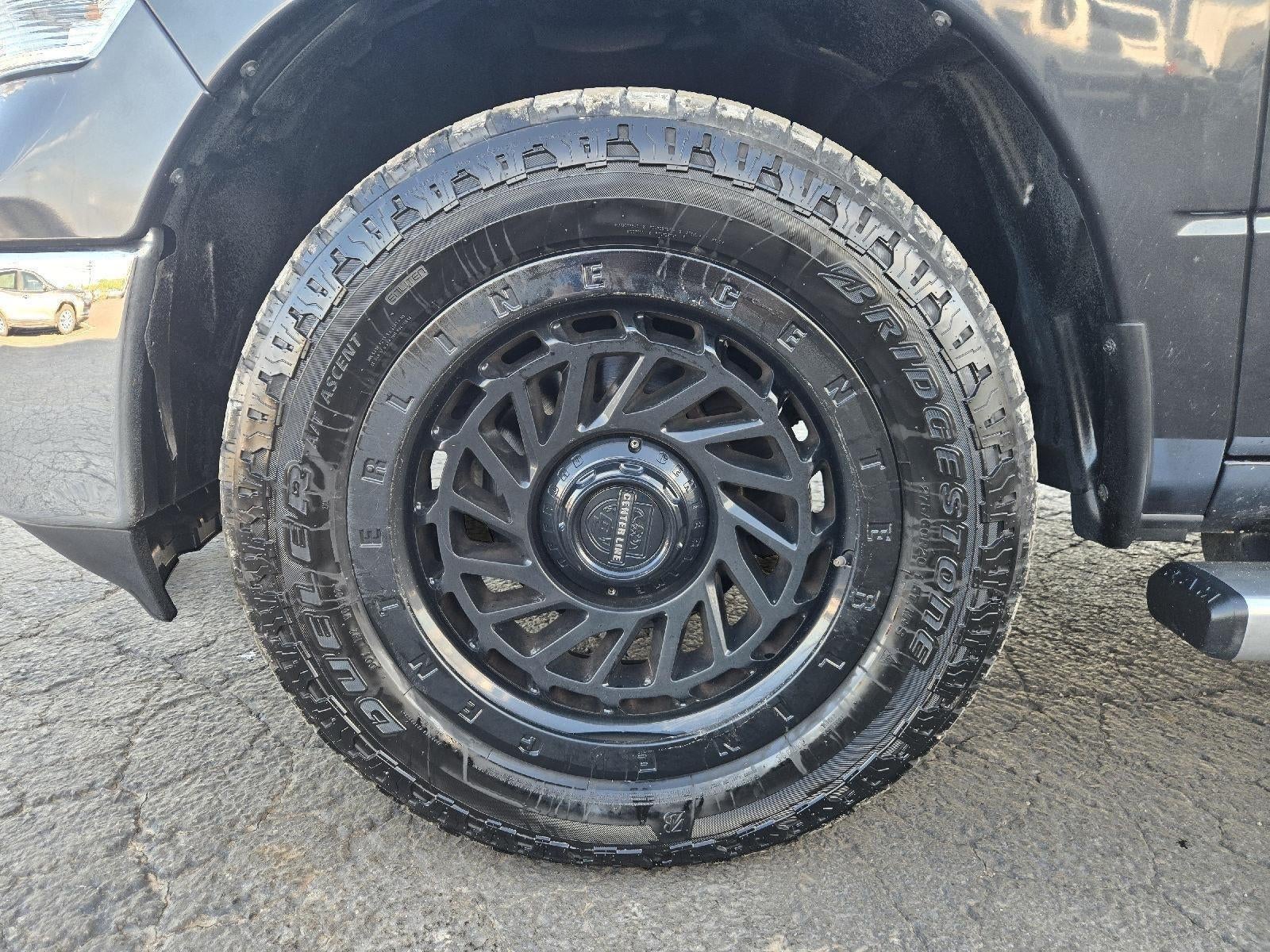 2017 RAM 1500 Big Horn Crew Cab 4x4 5'7' Box