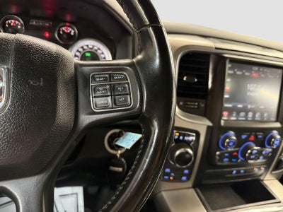 2017 RAM 1500 Big Horn Crew Cab 4x4 5'7' Box