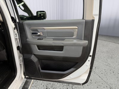 2017 RAM 1500 Big Horn Crew Cab 4x4 5'7' Box