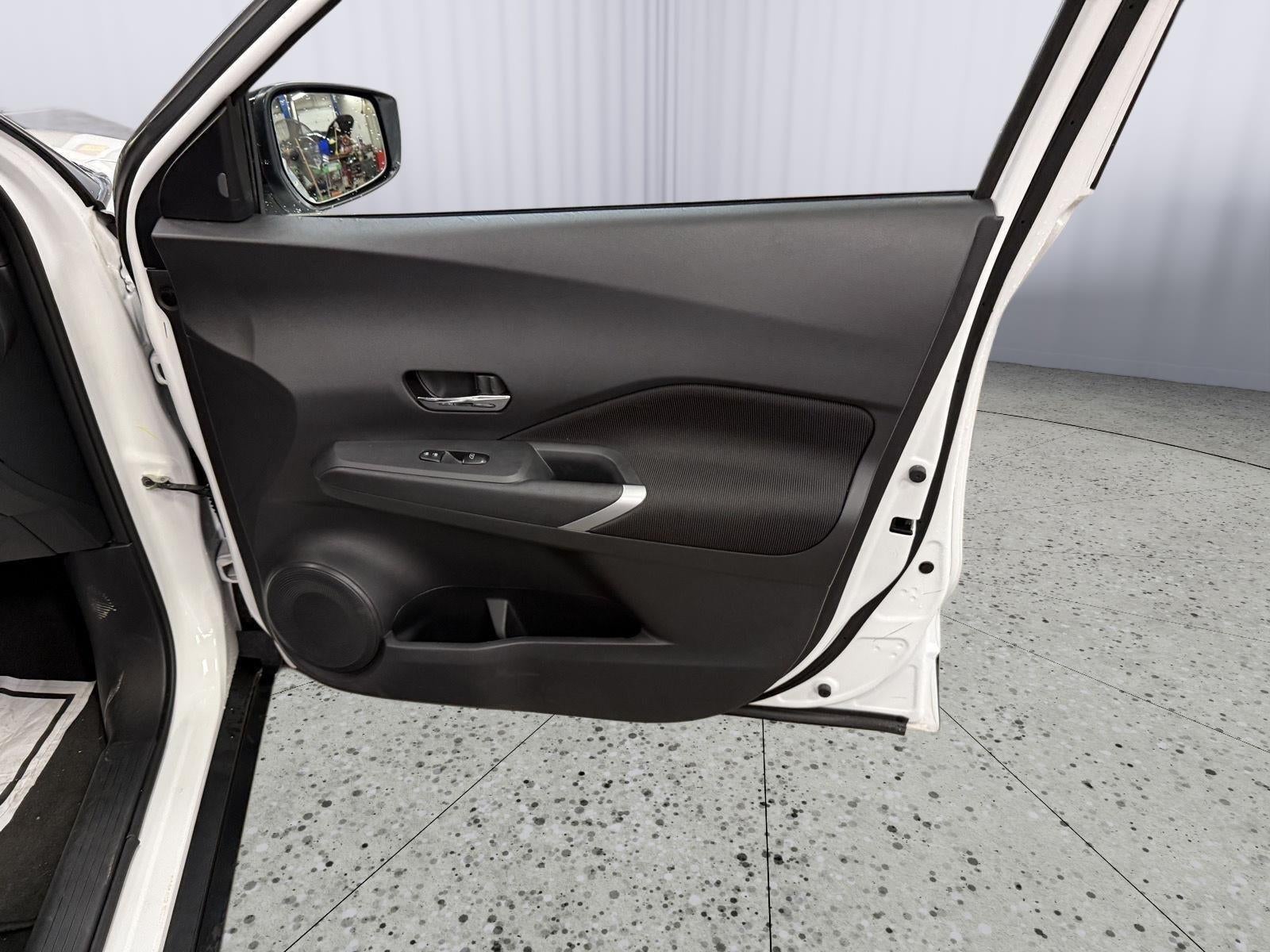 2024 Nissan Kicks SV Xtronic CVT