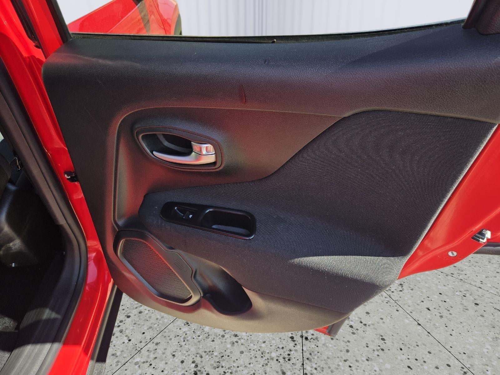2021 Jeep Renegade Jeepster 4x4