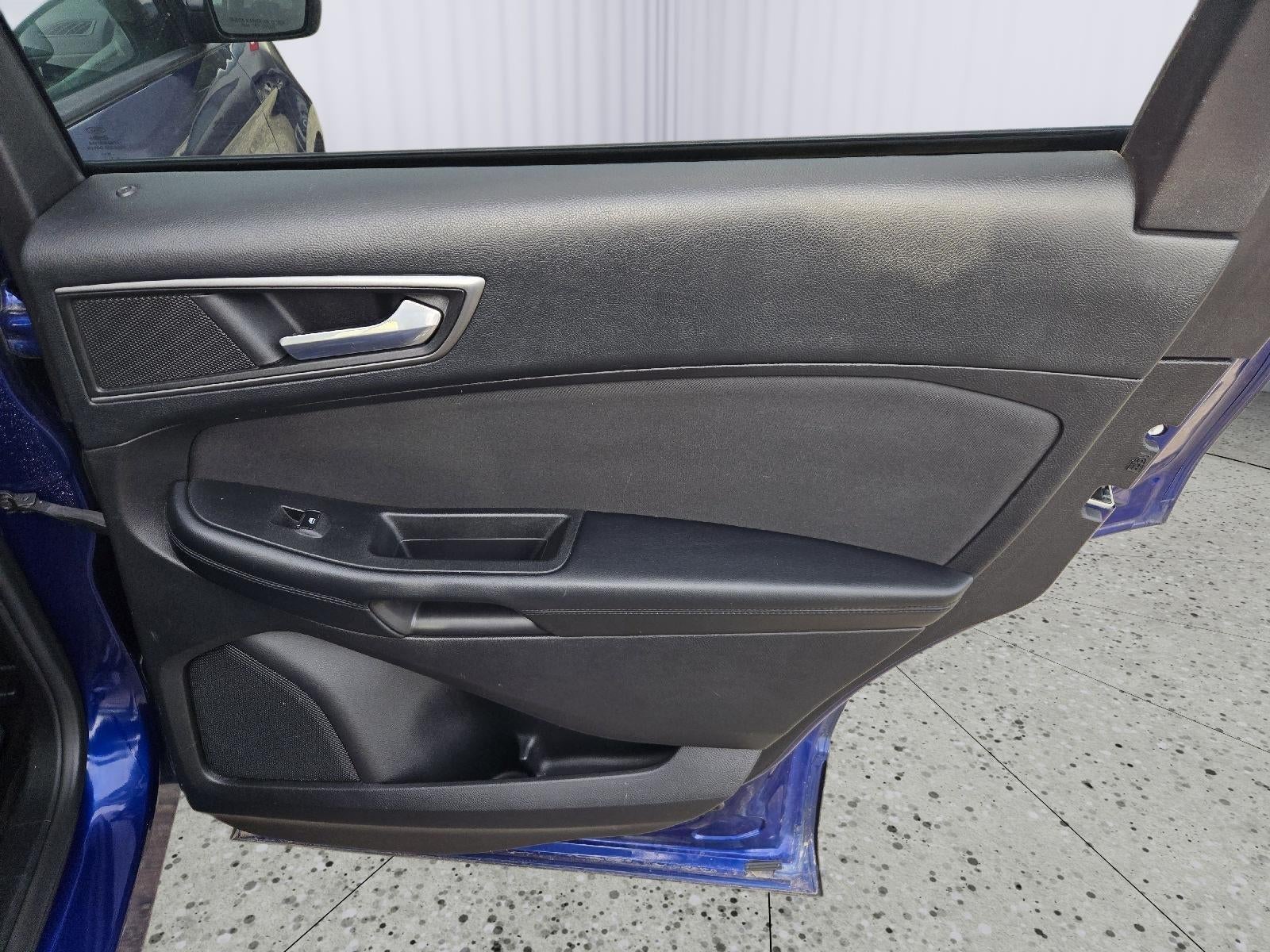 2015 Ford Edge SE