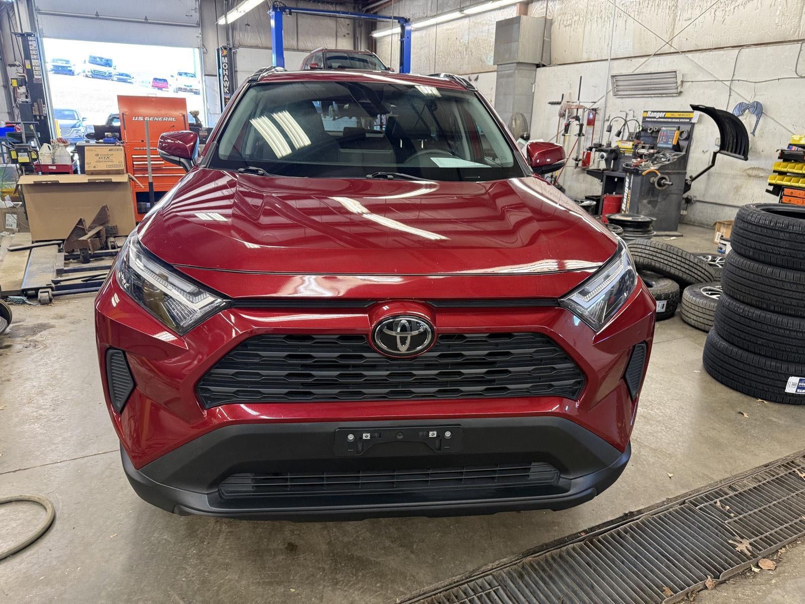 2025 Toyota RAV4 XLE