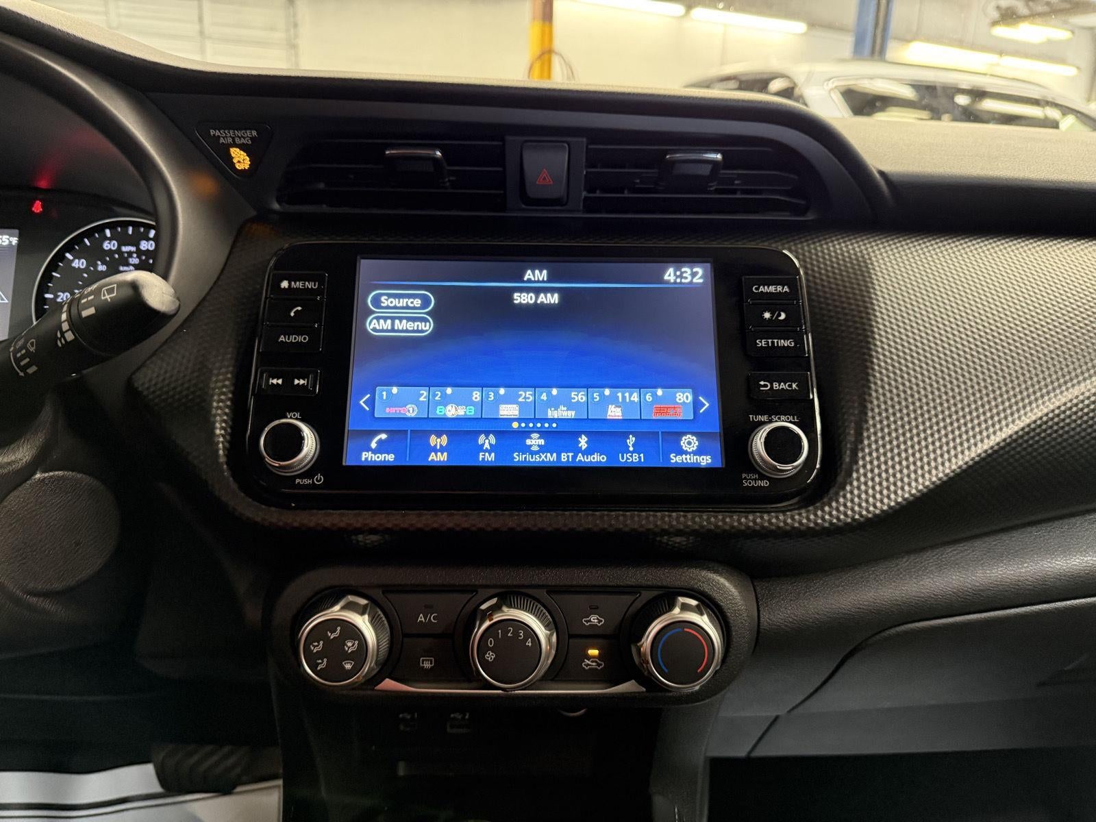 2023 Nissan Kicks SV