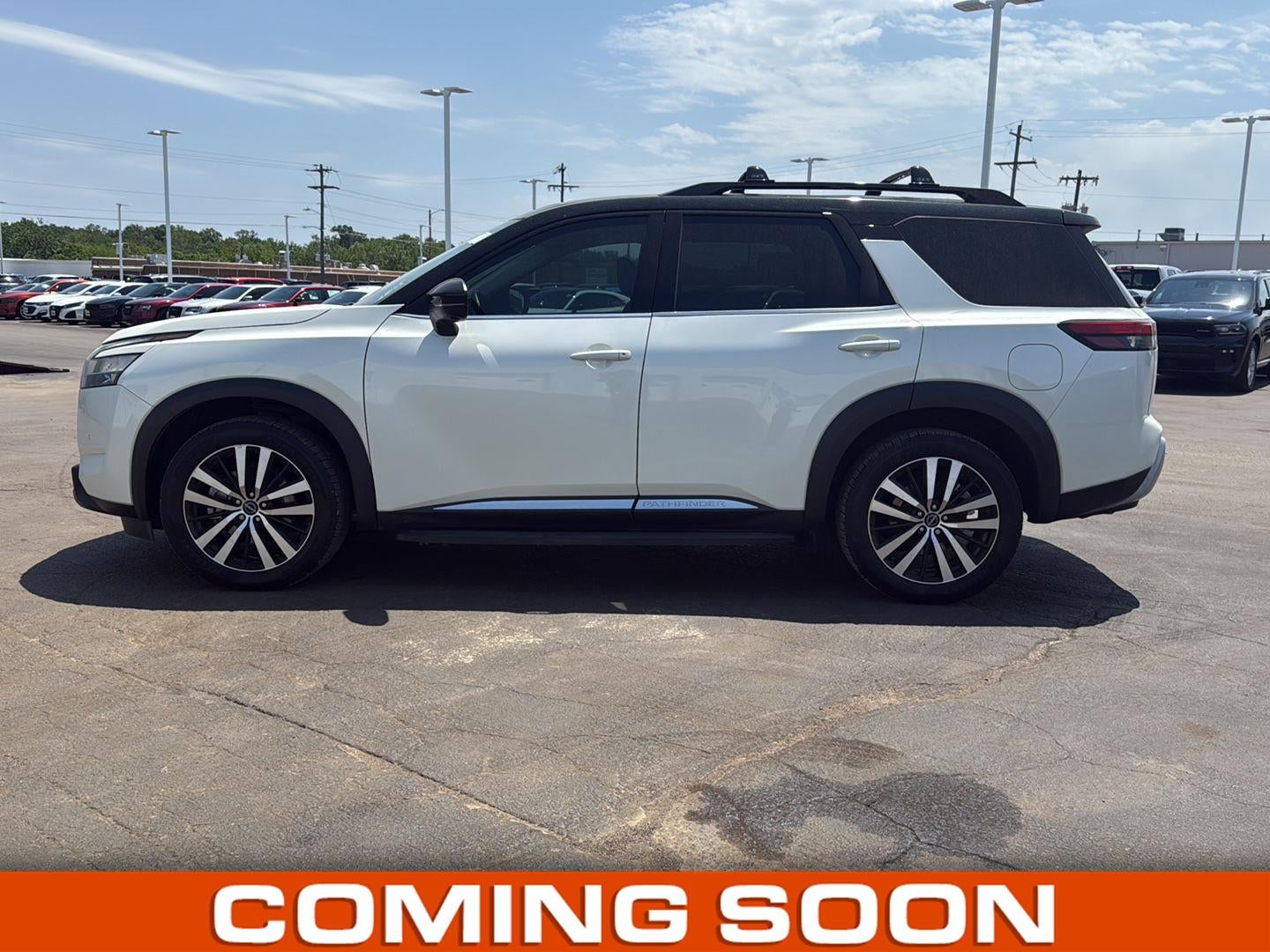 2023 Nissan Pathfinder Platinum