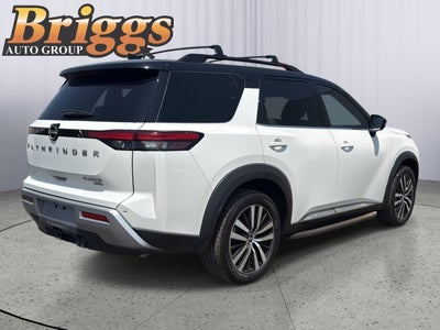 2023 Nissan Pathfinder Platinum