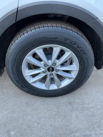 2020 Kia Sorento LX