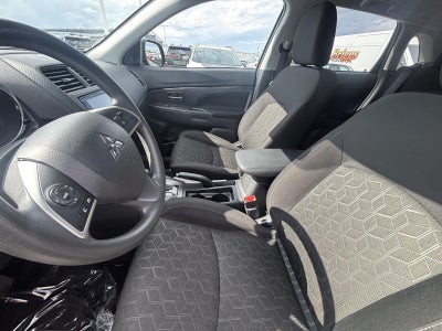 2025 Mitsubishi Outlander Sport SE