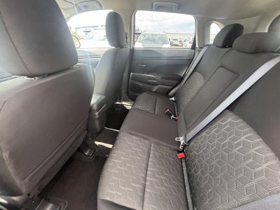 2025 Mitsubishi Outlander Sport SE