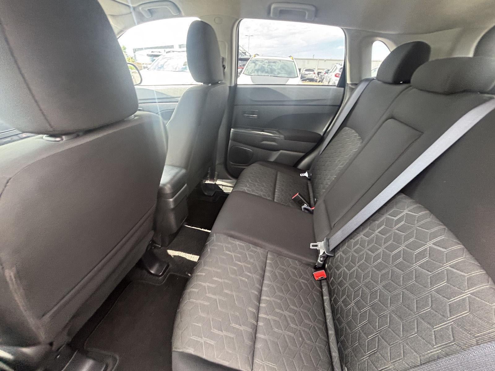2025 Mitsubishi Outlander Sport SE