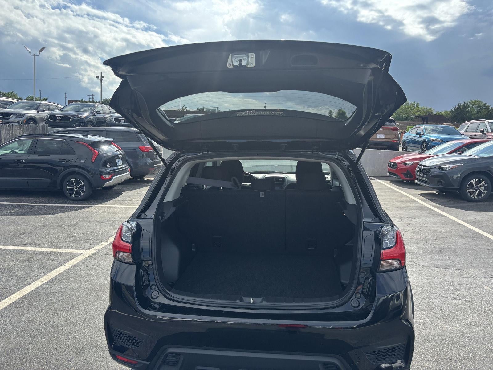 2025 Mitsubishi Outlander Sport SE