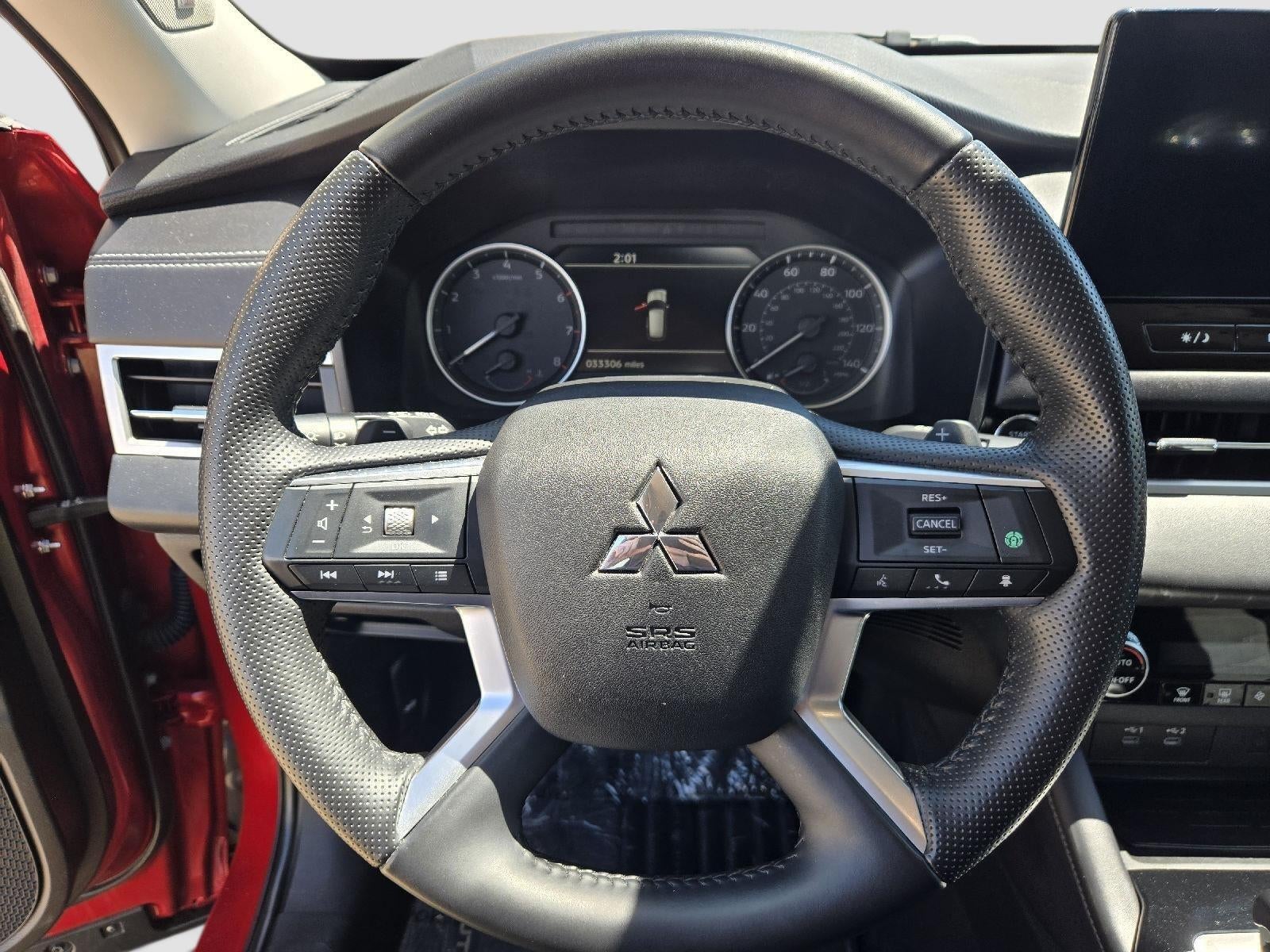 2025 Mitsubishi Outlander SE