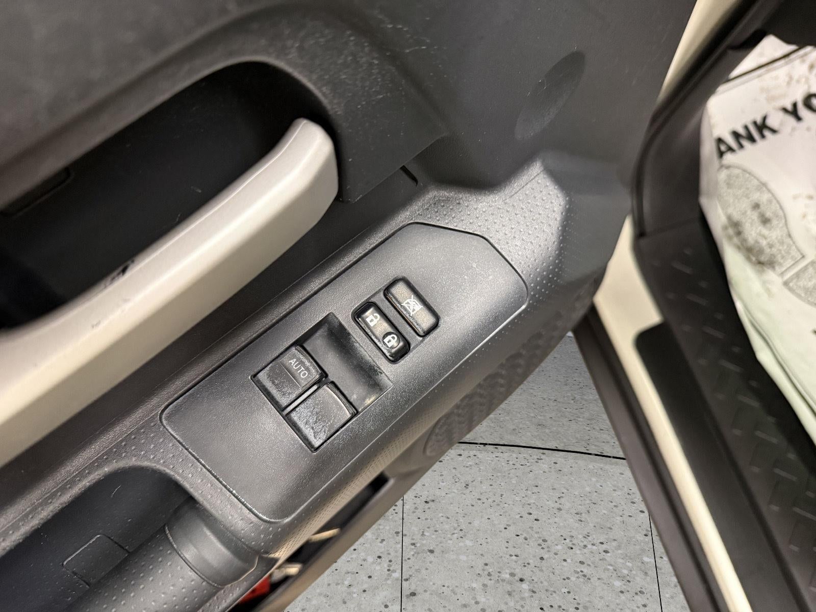 2012 Toyota FJ Cruiser Base