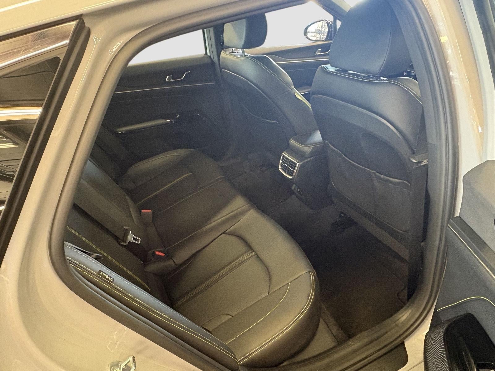 2025 Kia K5 GT