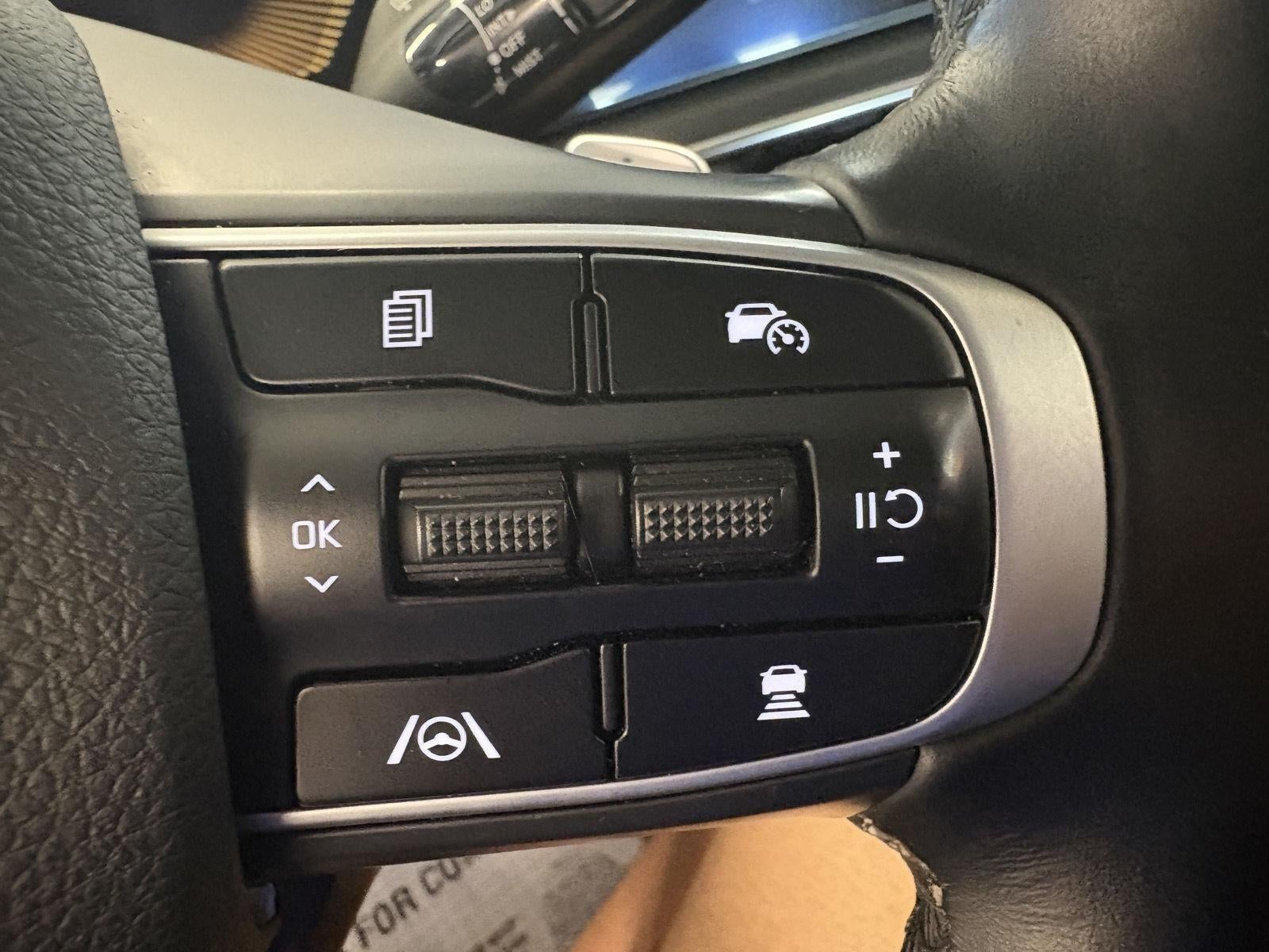 2025 Kia K5 GT
